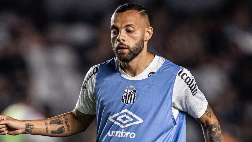 Guilherme, atacante do Santos.