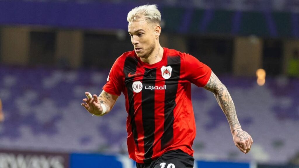 Roger Guedes, atacante do Al-Rayyan.