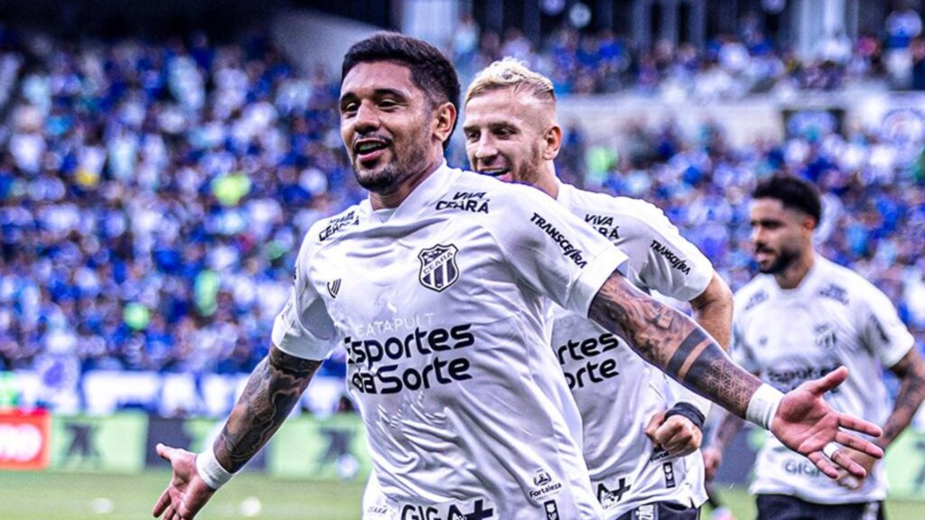 Galeano, atacante do Ceará, foi fundamental para vitória do Vozão na Série A.