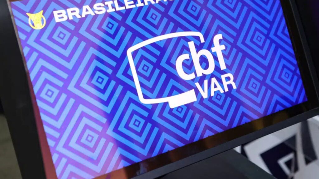 CBF vai adotar o impedimento semiautomático a partir de 2026 (Foto: Reprodução)