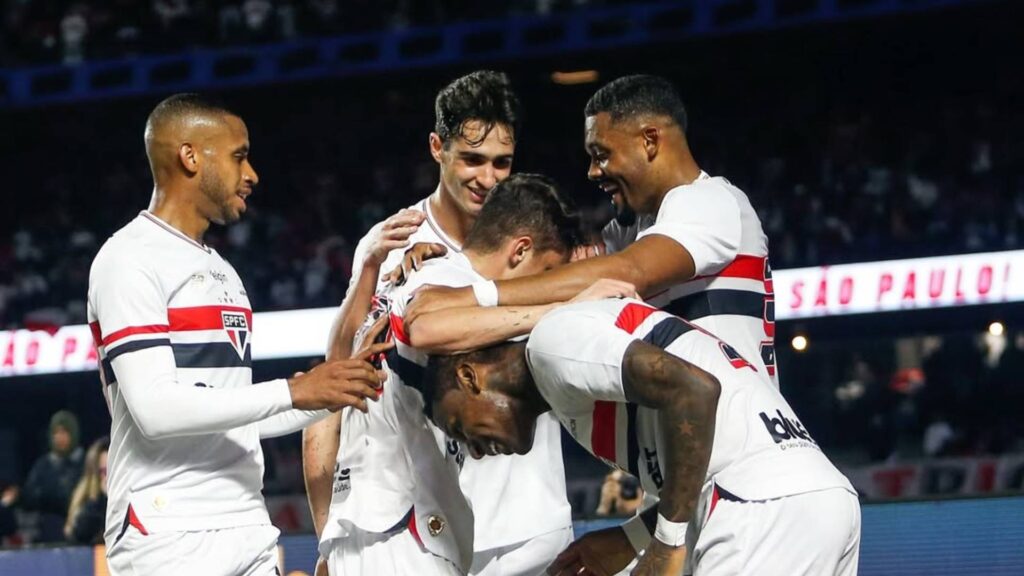 São Paulo tomou gol no fim, mas ainda leva vantagem para a volta. Foto: Miguel Schincariol / São Paulo FC