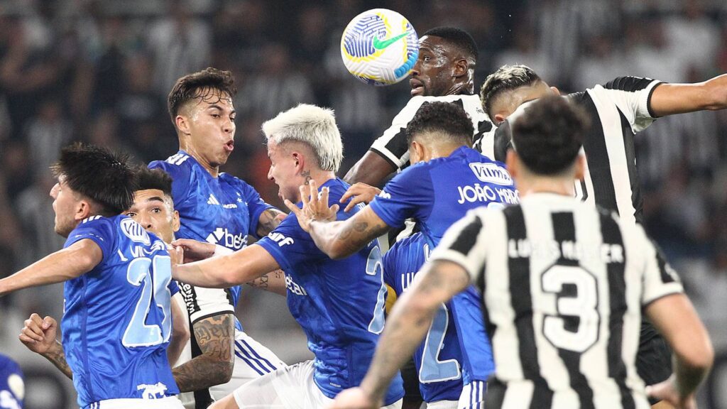 As equipes se enfrentam no Nilton Santos neste domingo (3). Foto: Vítor Silva/Botafogo