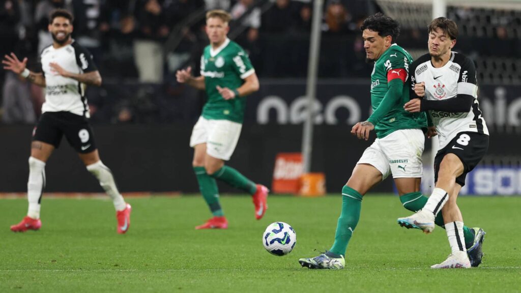 Gustavo Gomez tem presença confirmada no confronto. (Foto: Cesar Greco/Palmeiras