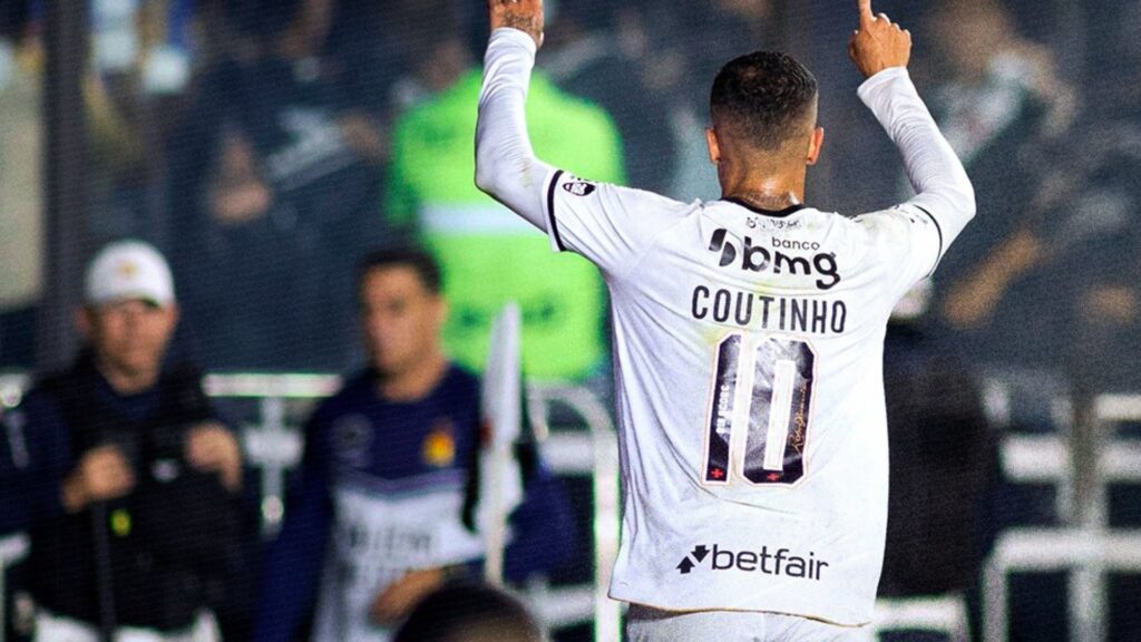 Coutinho marcou um dos gols do Vasco