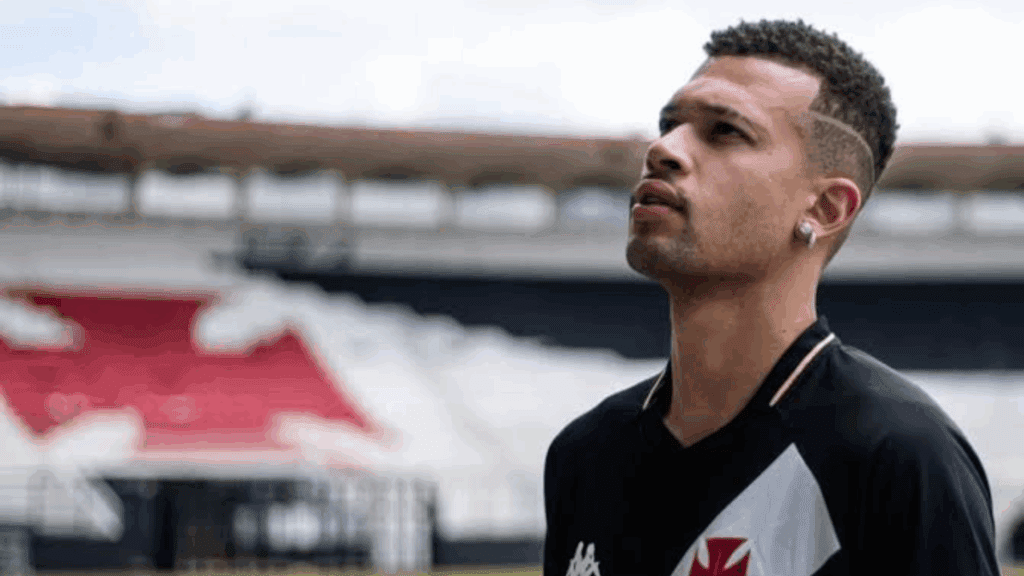 João Victor pediu para sair do Vasco