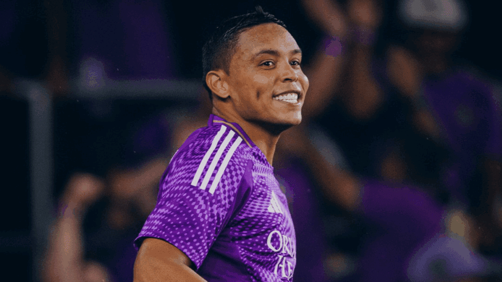 Luis Muriel foi o destaque da vitória do Orlando City no clássico da Florida