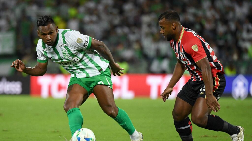 São Paulo precisa de uma vitória simples para se classificar. Foto: Jaime SALDARRIAGA / AFP