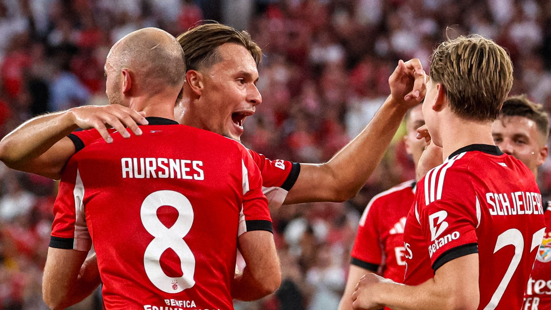 Benfica segue sonhando com vaga