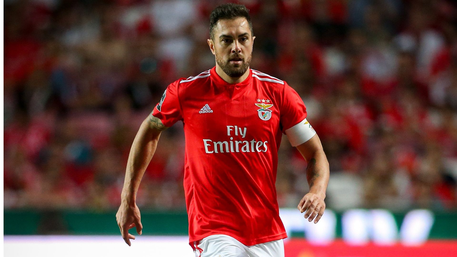 Jardel teve longa passagem no Benfica