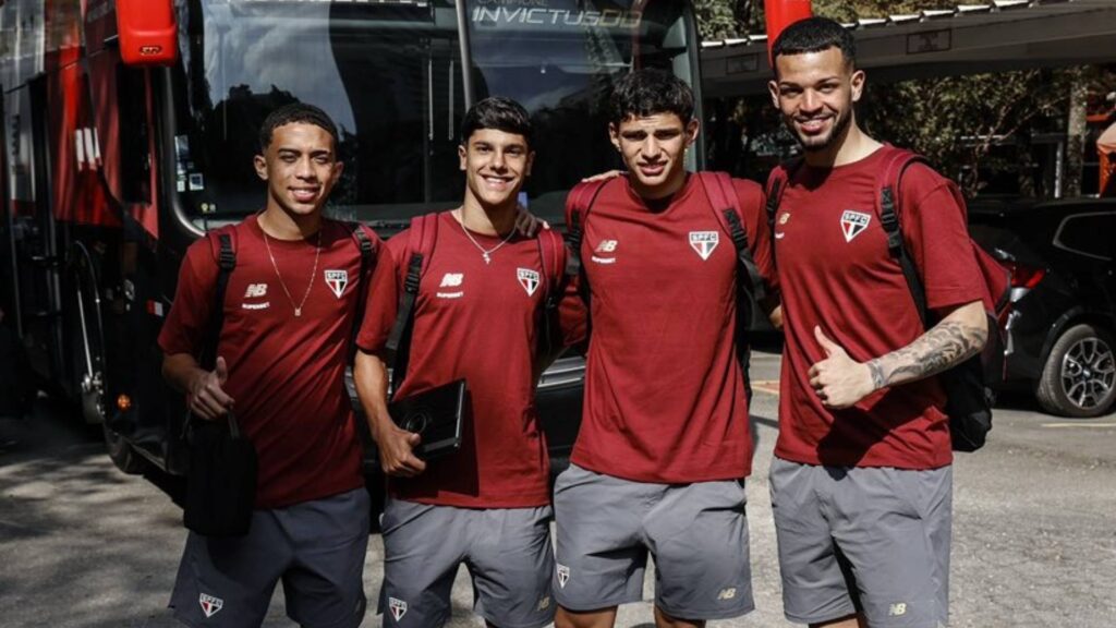 O Tricolor deve entrar em campo com um time misto. Foto: Rubens Chiri / São Paulo FC