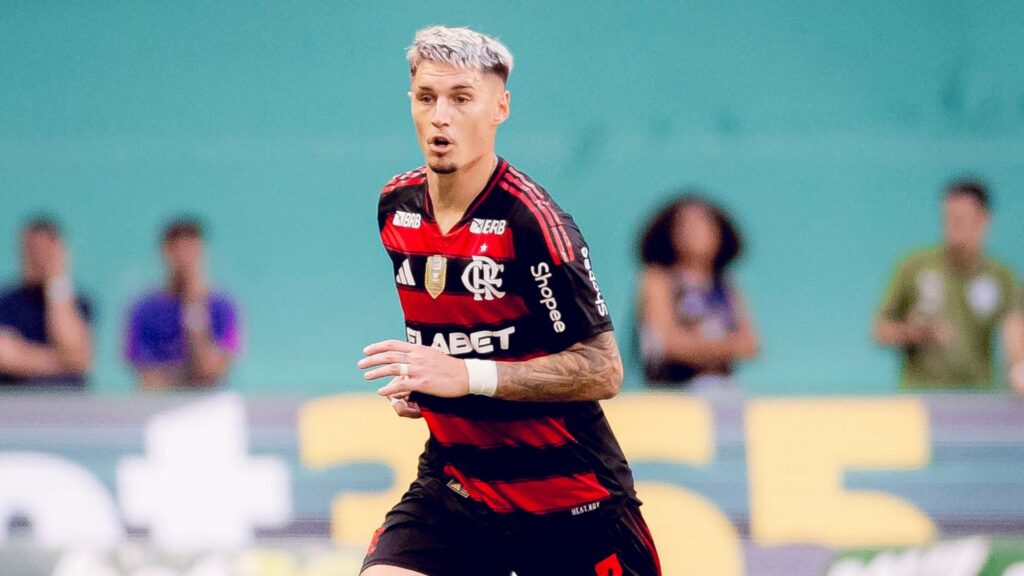 Guillermo Varela, lateral-direito do Flamengo (Foto: Reprodução)
