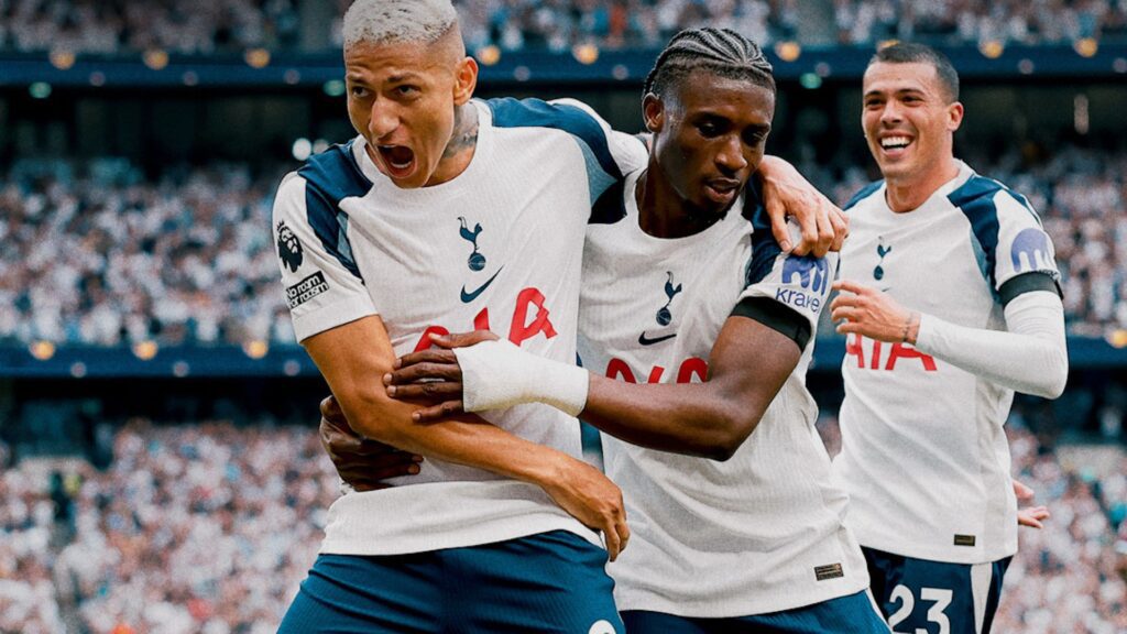 Tottenham venceu o Burnley pelo Campeonato Inglês (Foto: Reprodução)