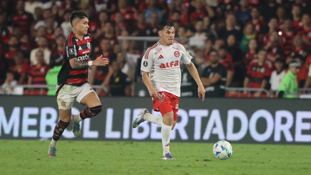 Internacional e Flamengo jogam neste domingo (17). Foto: Ricardo Duarte/Internacional