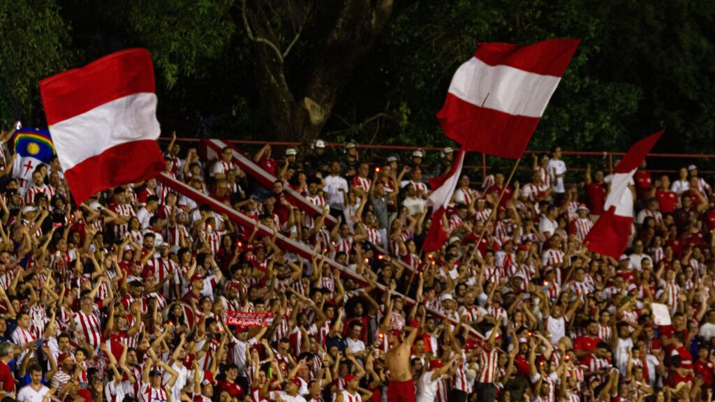 Náutico lidera ranking de público da Série C.