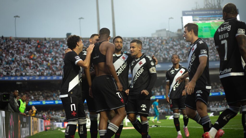 Jogadores do Vasco durante goleada na Série A