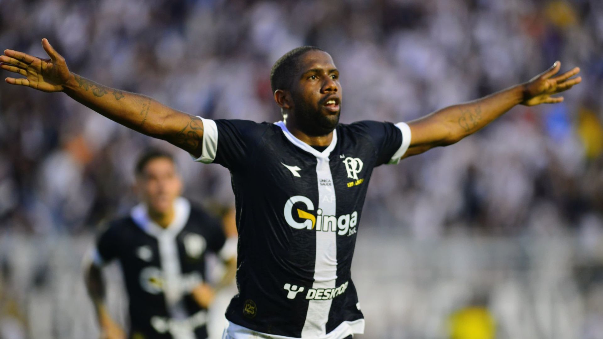 Jeh marcou o gol da classificação da Ponte Preta