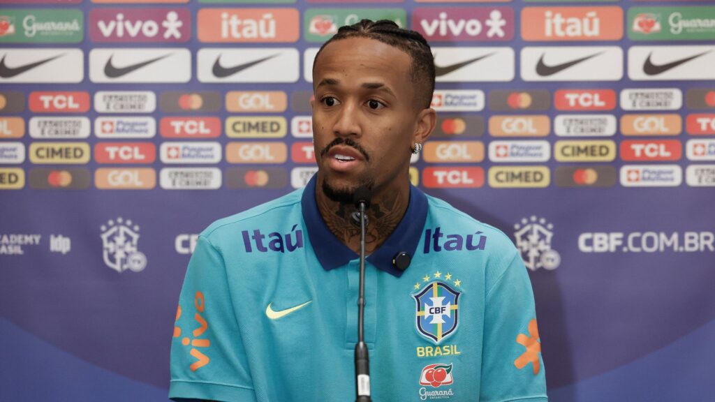 Éder Militão em coletiva da Seleção brasileira