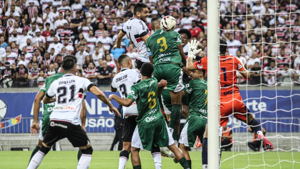 O Tricolor do Arruda precisa vencer para se classificar. Foto: Evelyn Victória/Santa Cruz