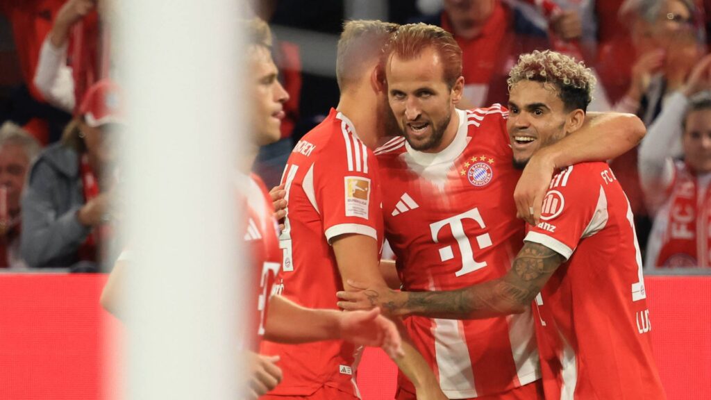 Harry Kane foi o nome do jogo na vitória do Bayern. Foto: Karl-Josef Hildenbrand / AFP