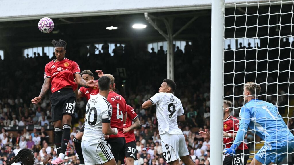 Manchester United empatou na casa do Fulham