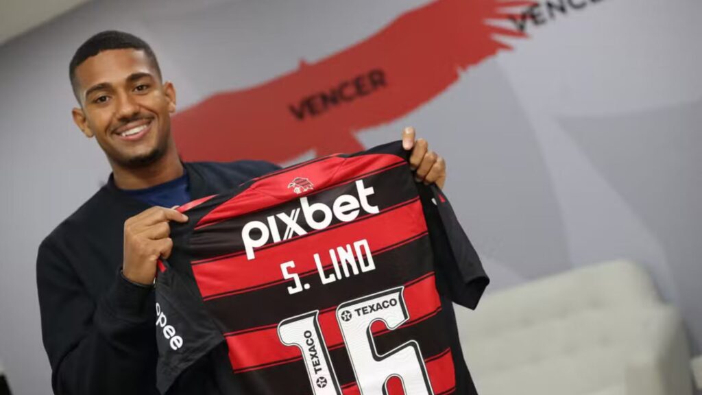 Samuel Lino foi a grande contratação do Flamengo nesta janela.