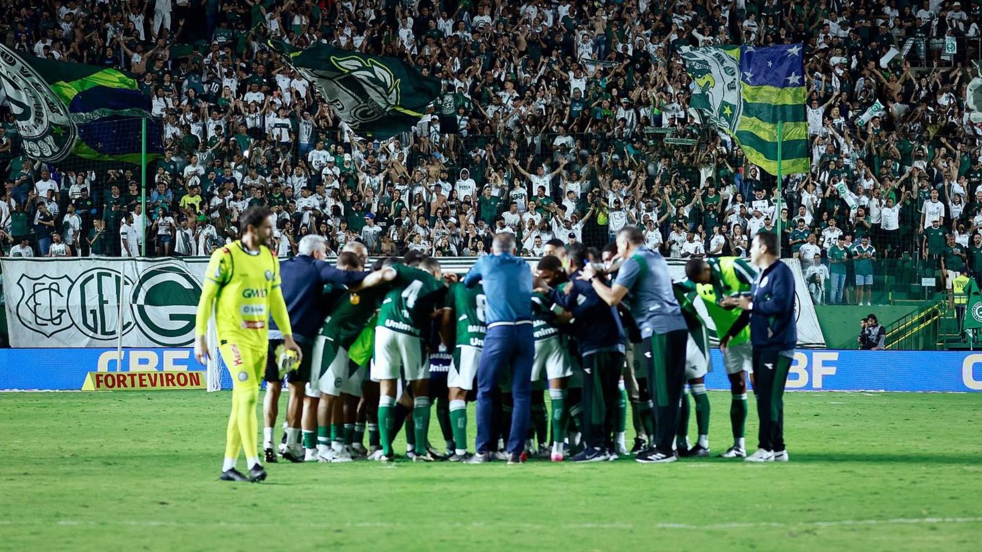 O Goiás é o time com as maiores chances de acesso. Foto: Reprodução/Facebook