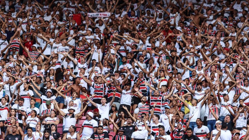 Santa Cruz tem o maior público da história da Série D.