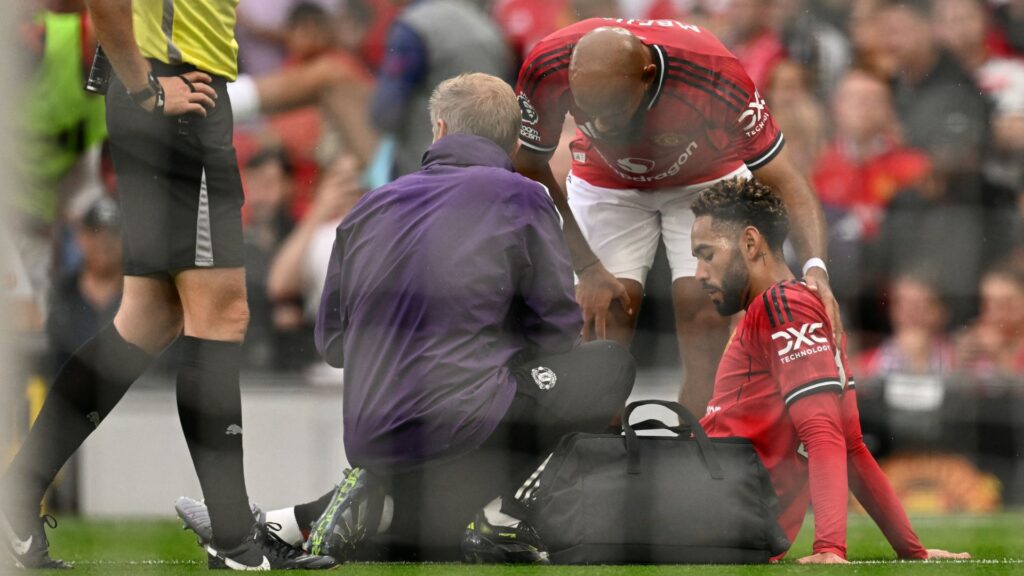 Matheus Cunha sofreu lesão muscular na coxa esquerda (Foto: Reprodução)