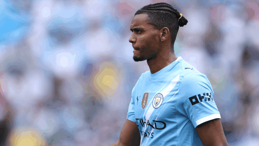 Suíço Manuel Akanji está de saída do Manchester City