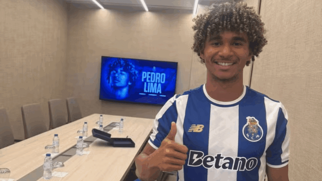 Pedro Lima será emprestado ao Porto, de Portugal