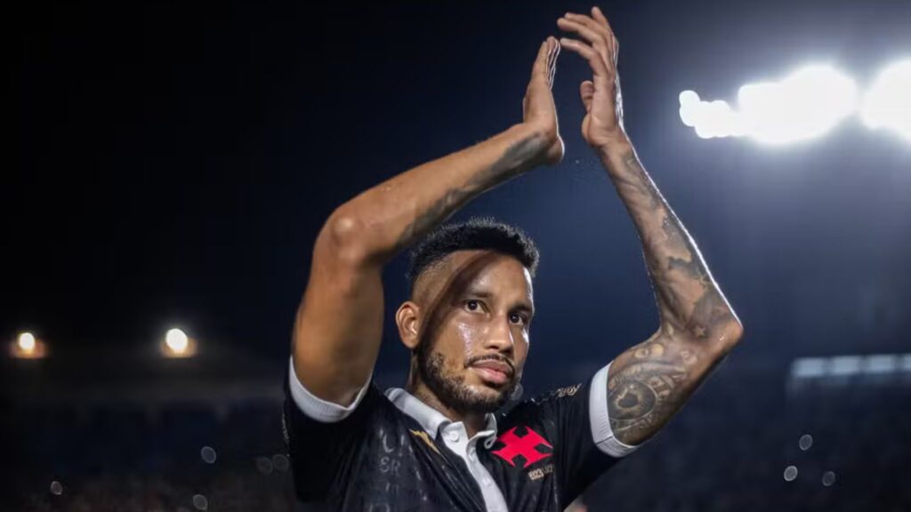 Jair, volante do Vasco